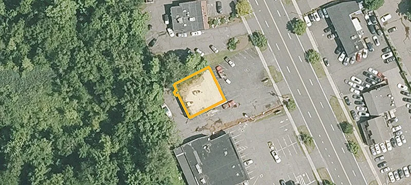 2799 Main St