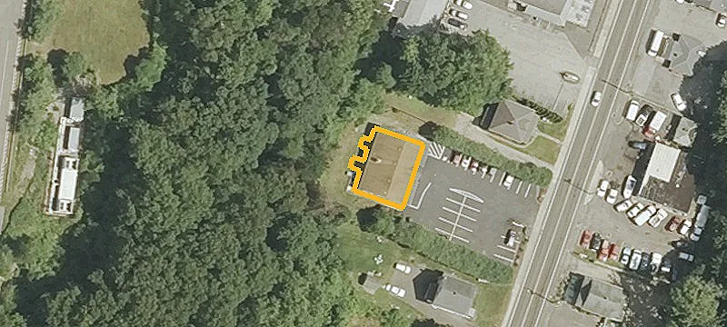 79 Bridgeport Ave