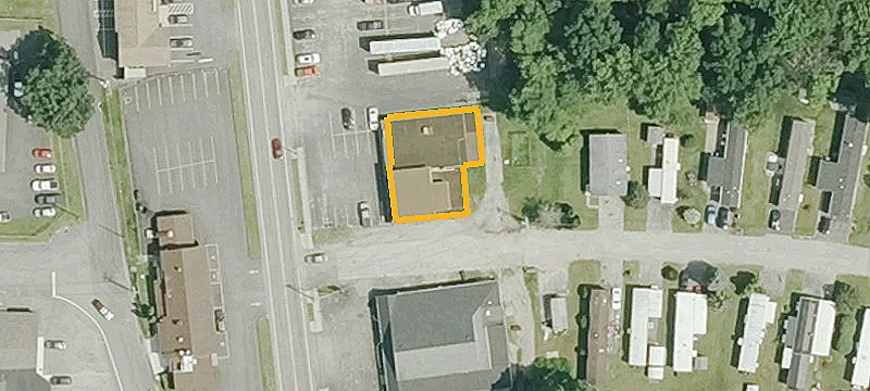 748 Main St