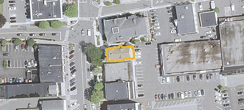 396 Main St