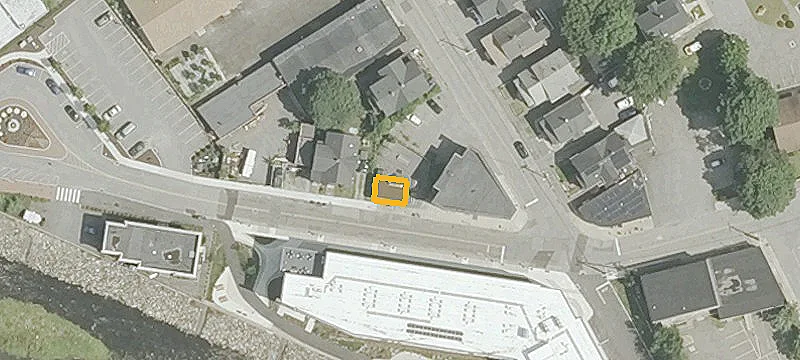 93 Franklin St