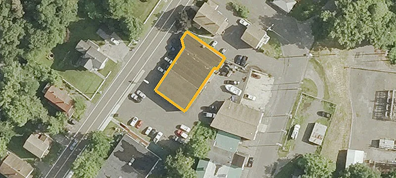64 Main St