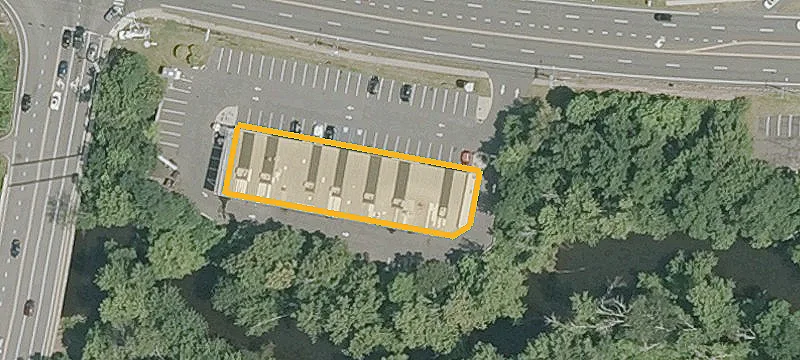 77 Berlin Rd