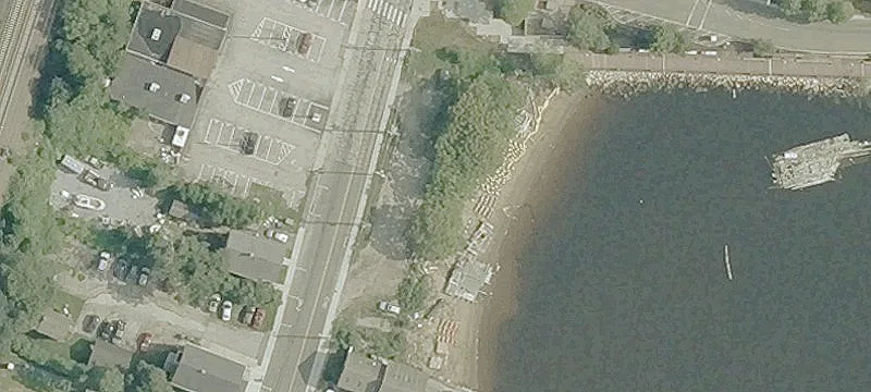 92 Pequot Ave