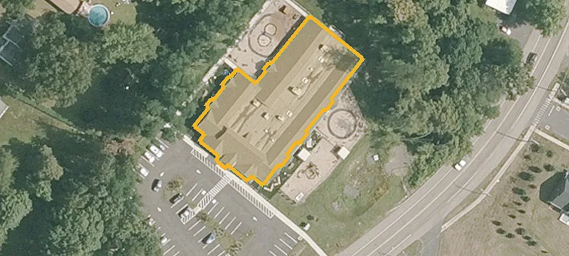 742 Ellington Rd