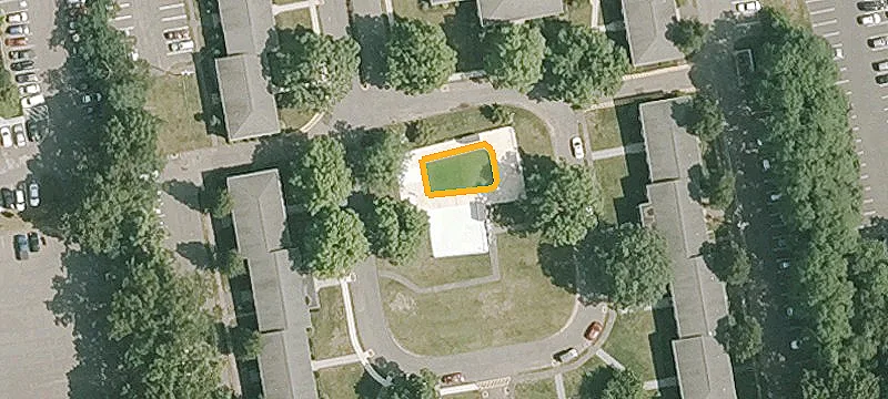 222 Hebron Ave