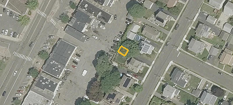 Main St