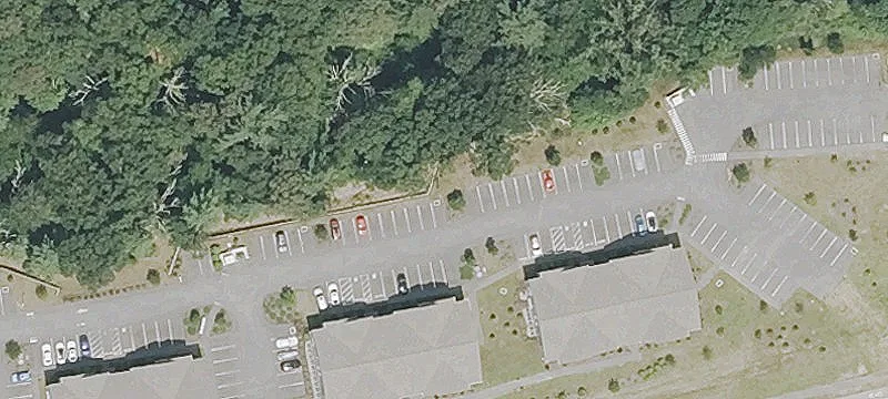 120 Frontage Rd
