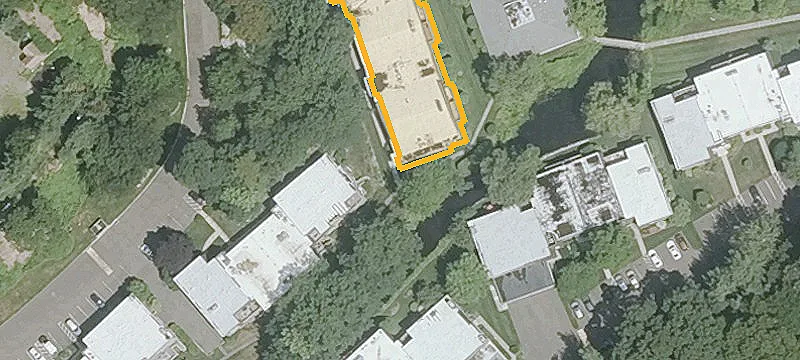 166 Gillies Ln3g2