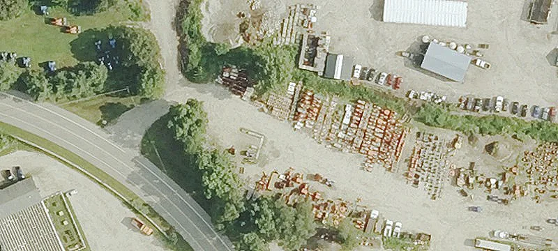 Pond Rd