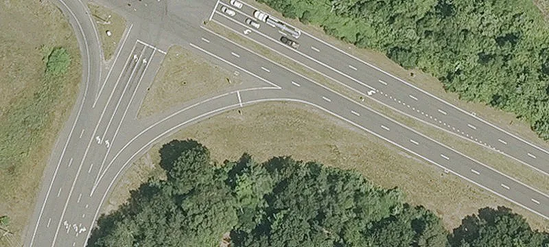 24th Beacon Hl Dr