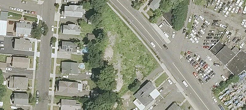 123 Main St