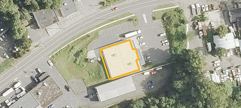 2988 Main St