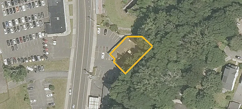 555 Main St
