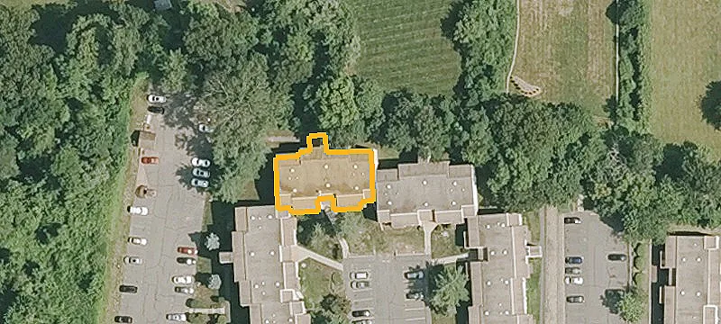 8th Woodland Dr