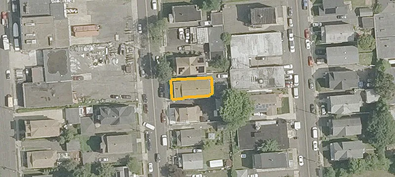 128 Ee Ave