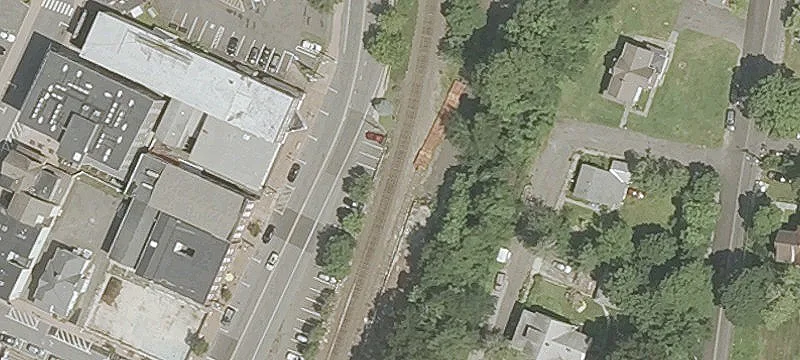 140 Main St