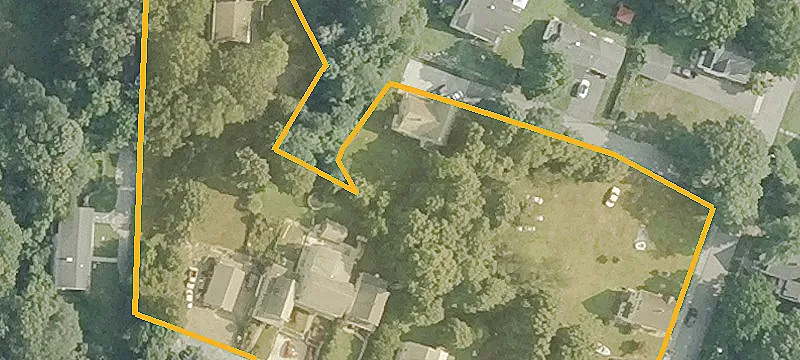 80 Old Division St