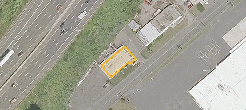 195 Frontage Rd