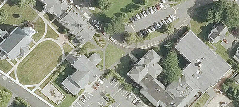 9 School St