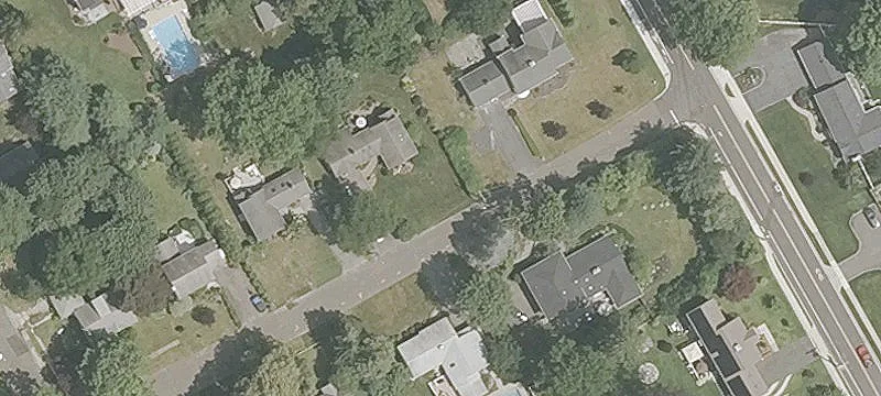 Naugatuck Ave