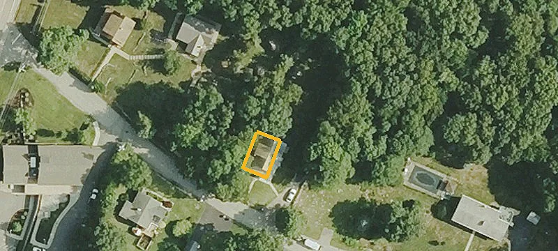 16 Church Ln