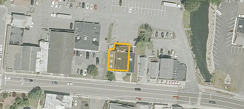 21 Main St