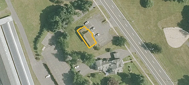 425 Main St