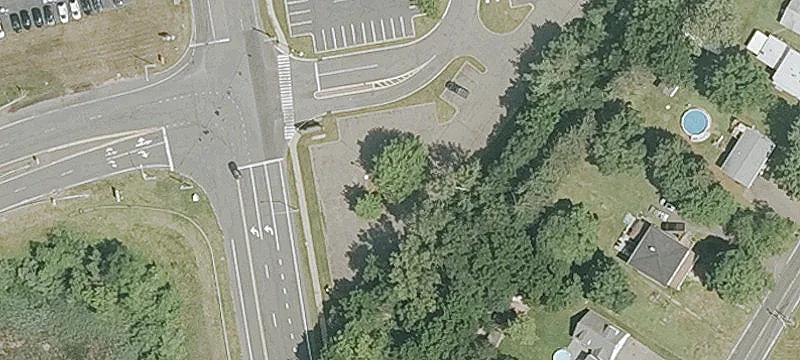 Frontage Rd