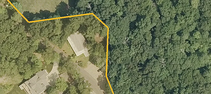 24 Spellman Pt Rd