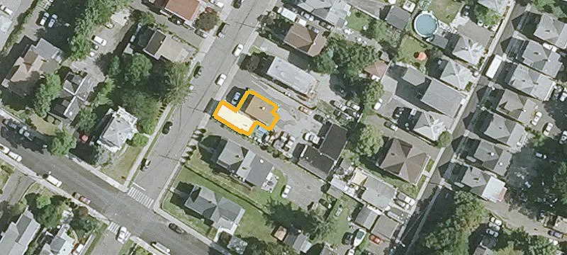 126 Maple Ave