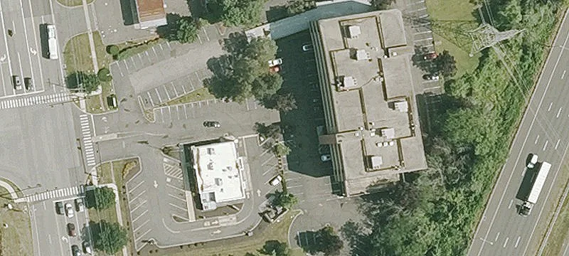 1360 Silas Deane Hwy