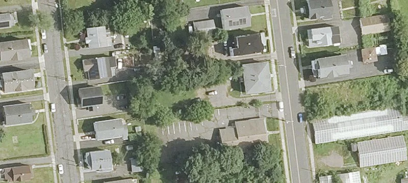 236 Oak St