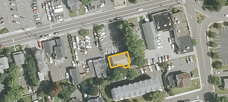 64 Van Zant St