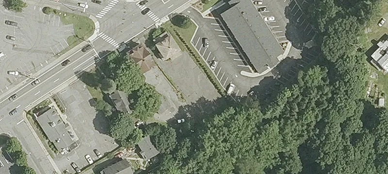 486 Main St