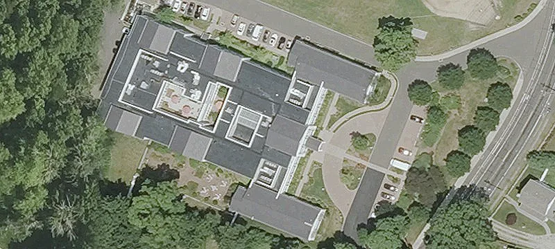 73 Strawberry Hl Ave