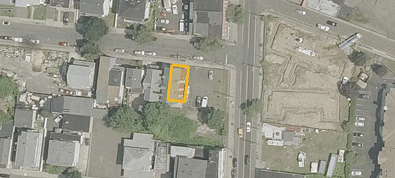 703 Main St