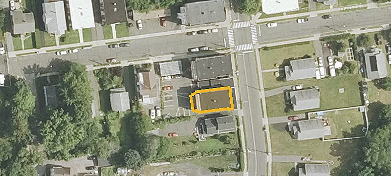 66 Oak St