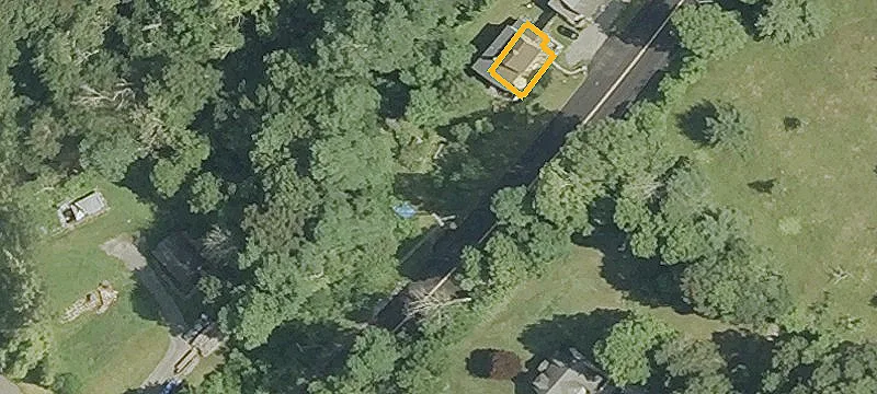 168 New Milford Tpke1a
