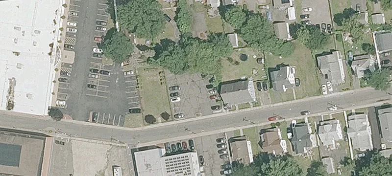 32 Bissell St