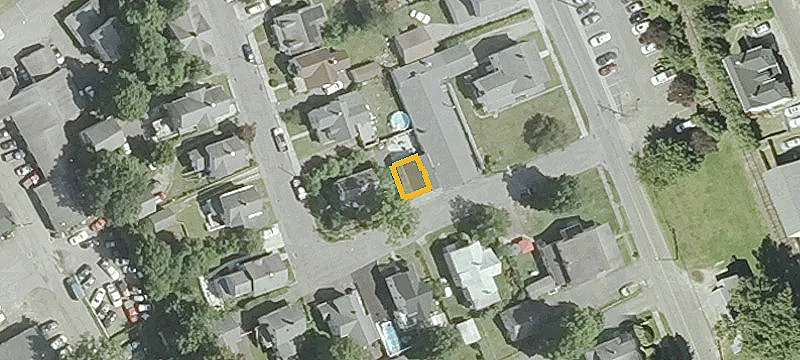 6 Nicholas Sq
