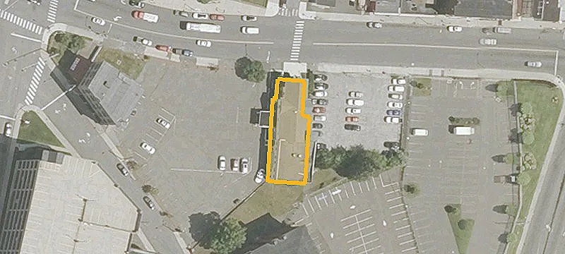 290 Main St