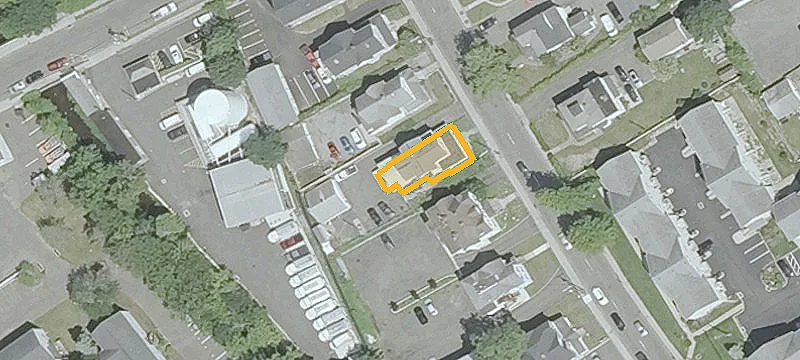 54 Maple Ave