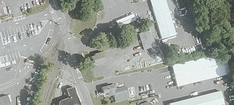 16 Taylor Ave