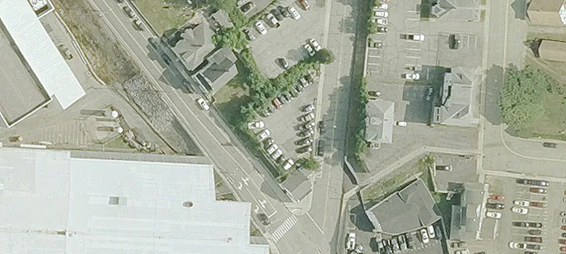 Thames St