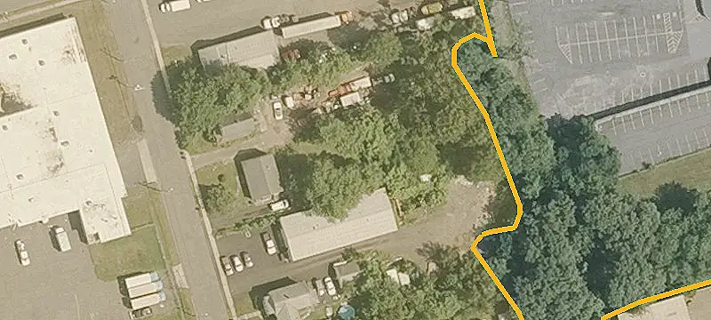 144 Reed Ave