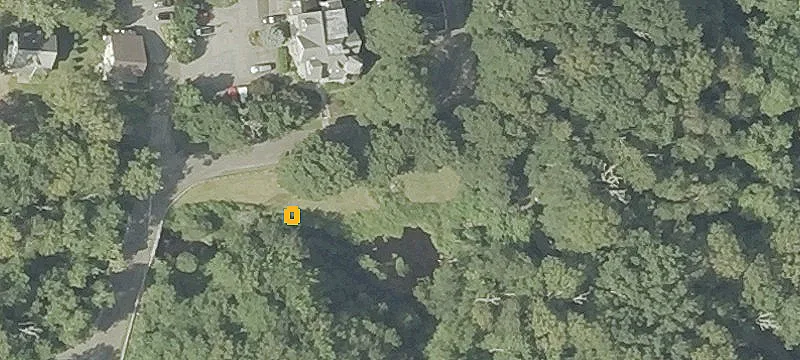 28 Maple Dr