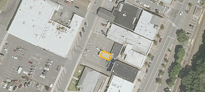 20 1st St