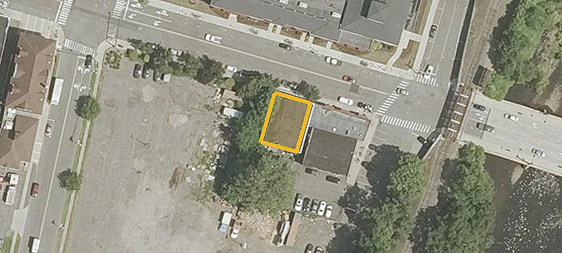 83 Maple St