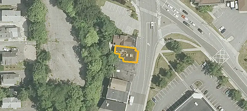 551 Main St